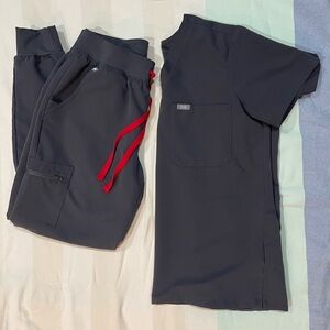 Women’s Figs Charcoal Scrub Set